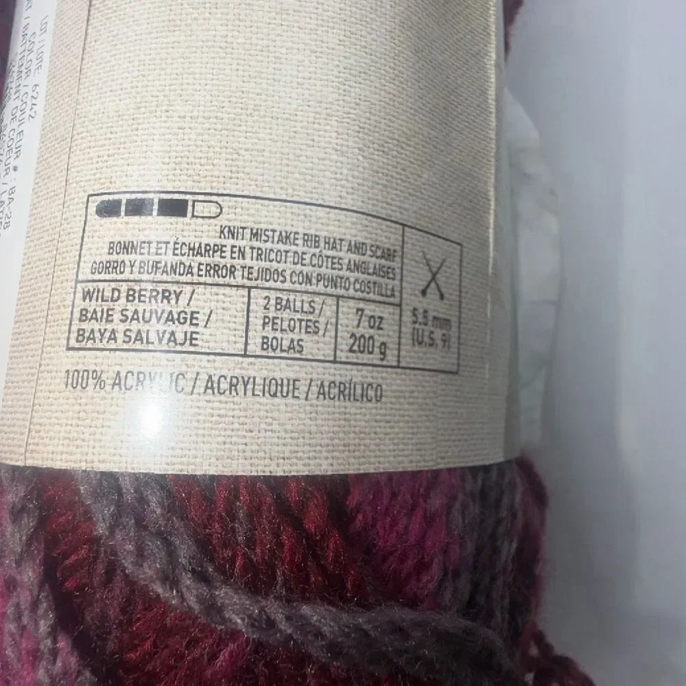 BARCELONA Acrylic “Heartbeat” Color Yarn- 3 Skeins NEW!